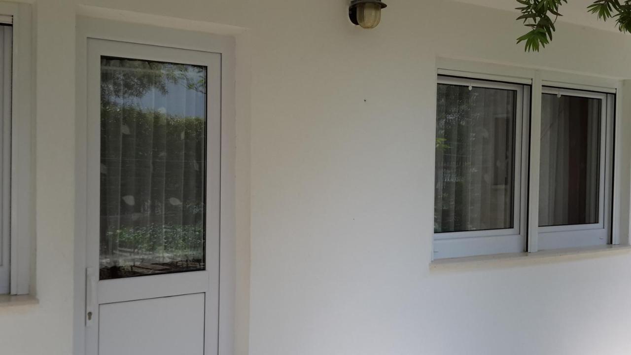 Arya Apartman Podstrana Kültér fotó